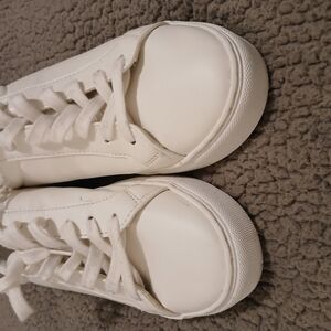 ASOS White Sneakers with Classic Design and Rubber Sole
